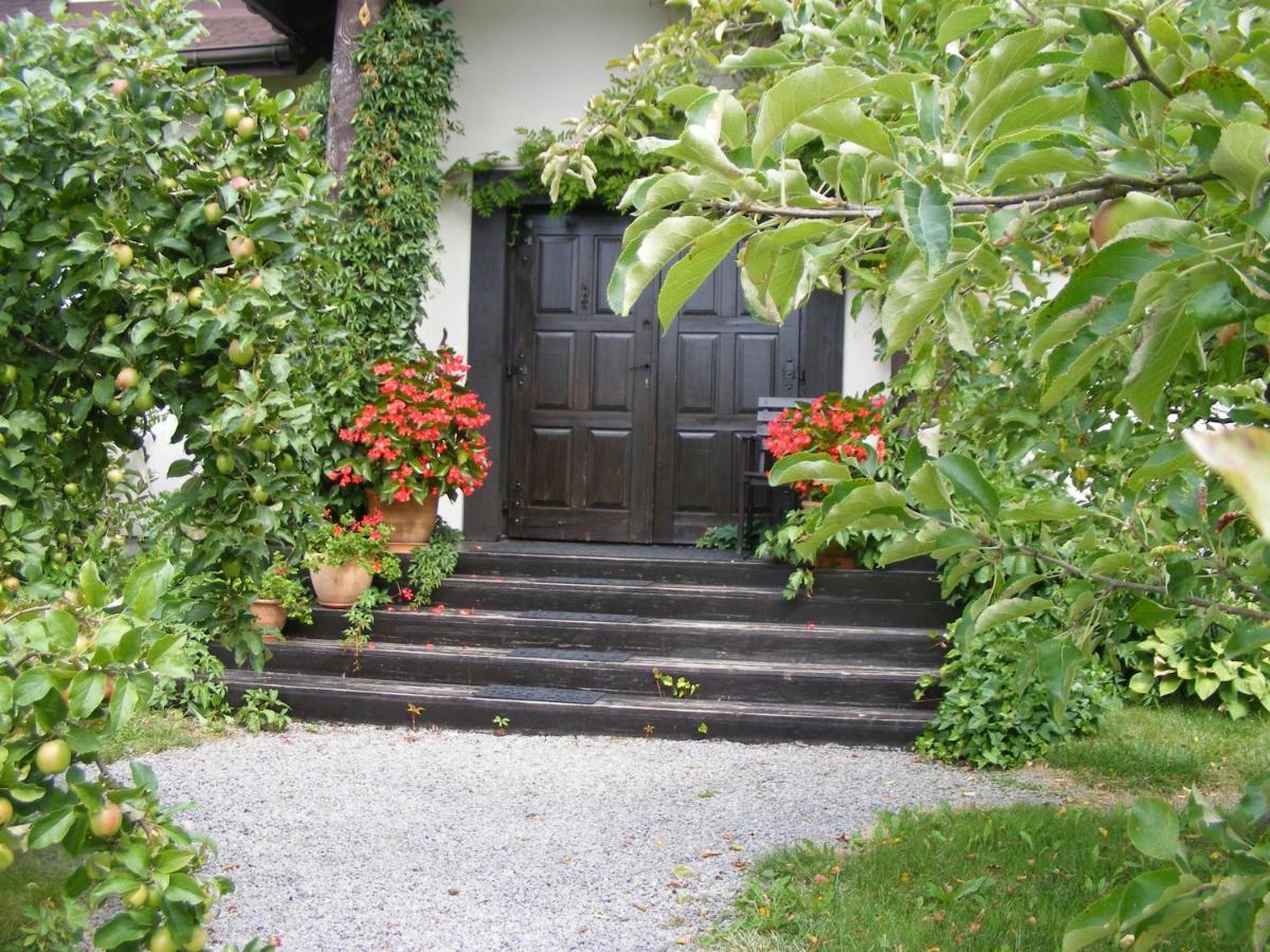 Dworek Lachowicze Grzegorzewice Exteriör bild